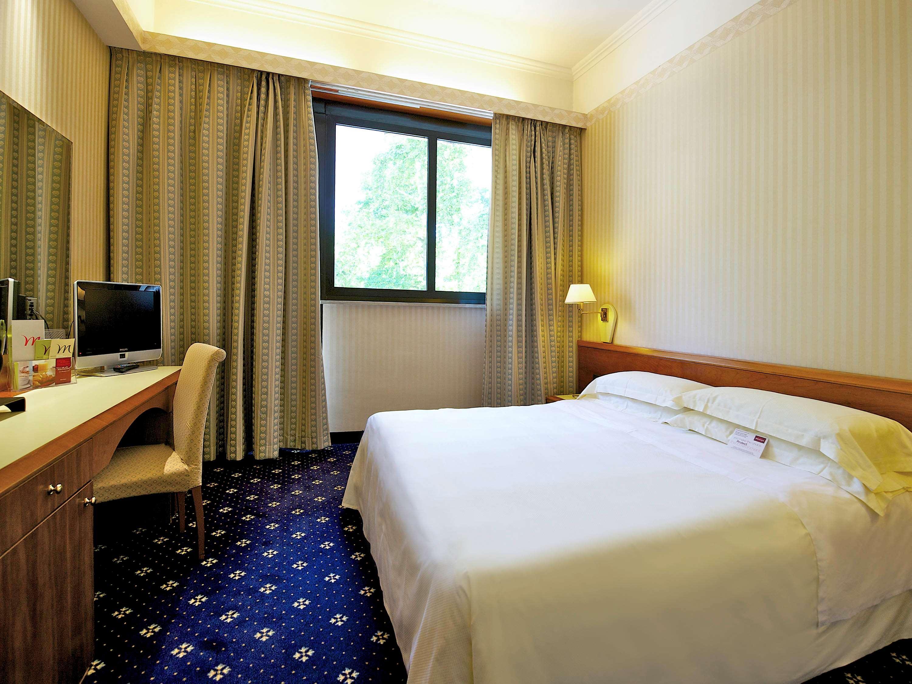 Mercure Reggio Emilia Centro Astoria Εξωτερικό φωτογραφία
